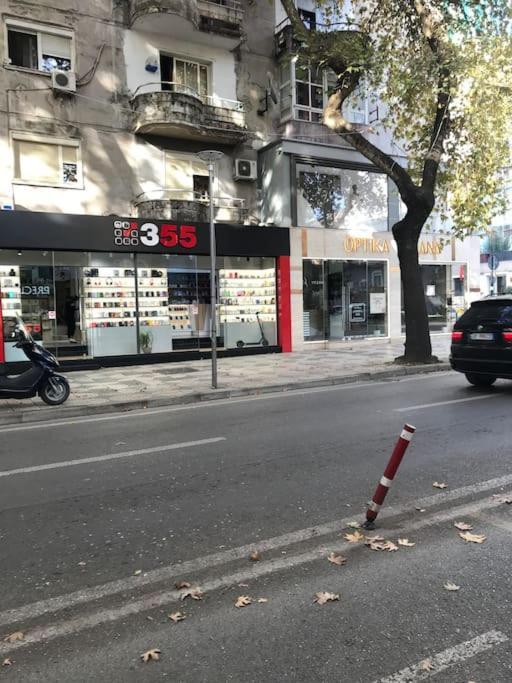 Warm Apartment In The Center Of Tirana City 外观 照片
