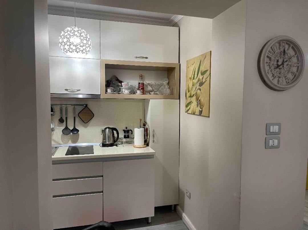 Warm Apartment In The Center Of Tirana City 外观 照片